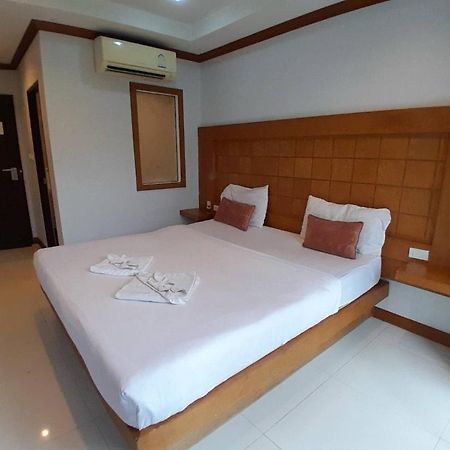Cozy Residence Patong Exterior photo