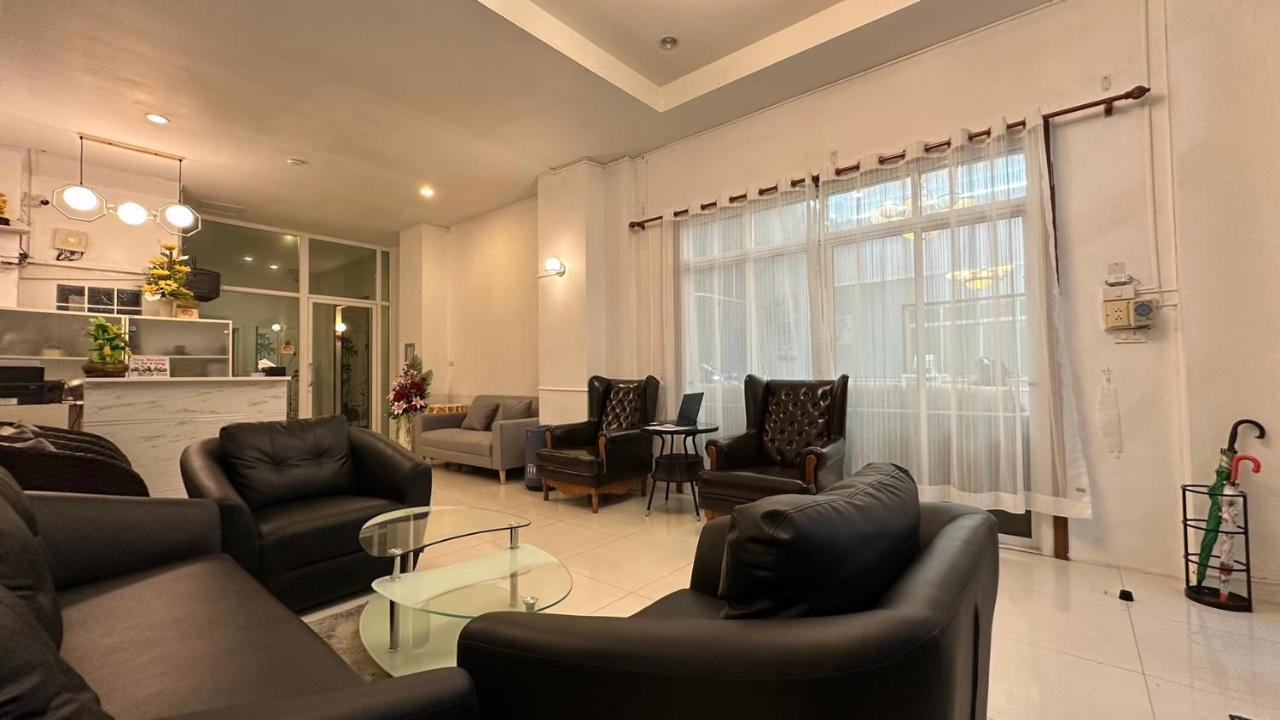 Cozy Residence Patong Exterior photo